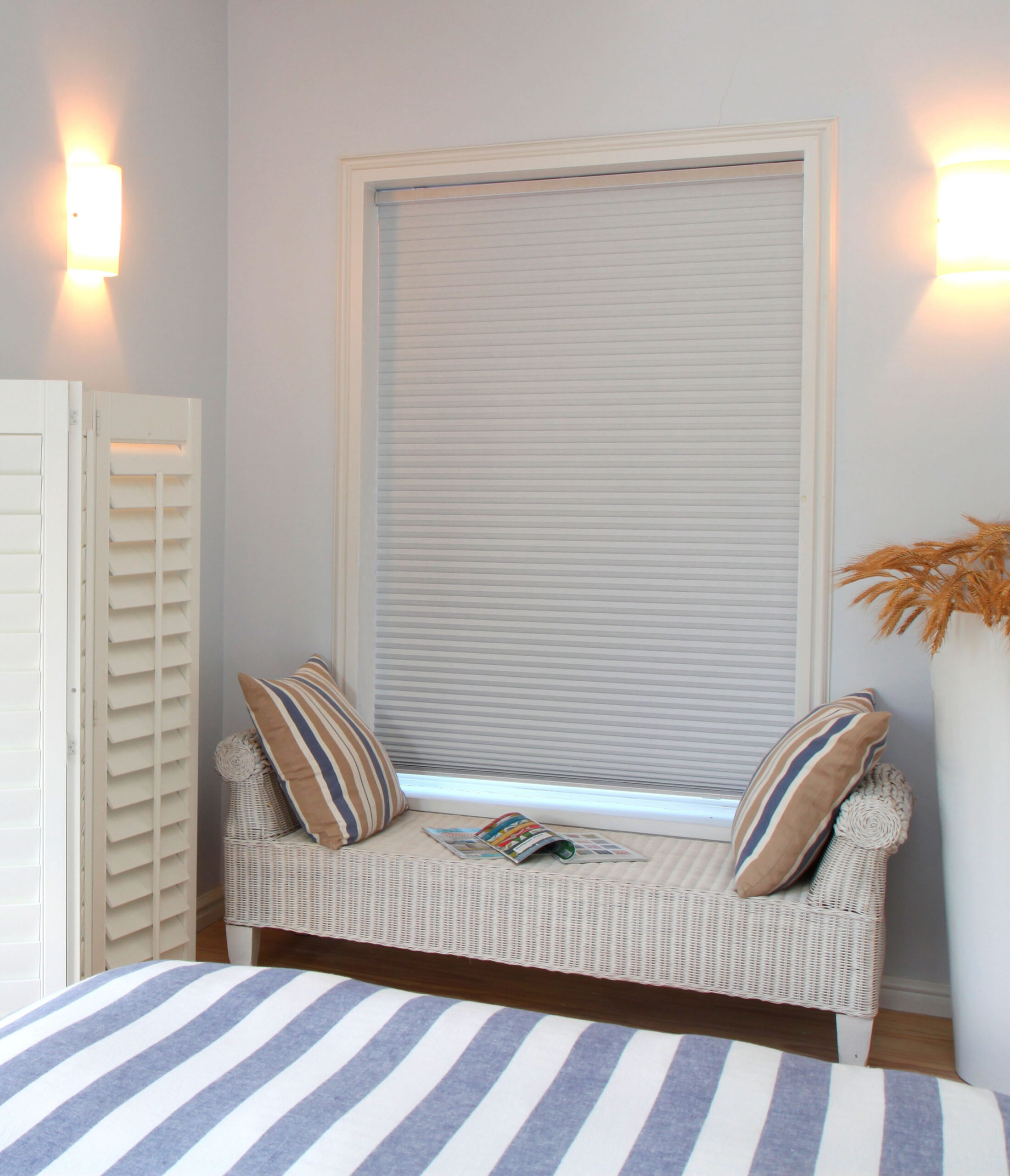 Cordless Perfect Honeycomb Shades - Room Darkening - Image 2